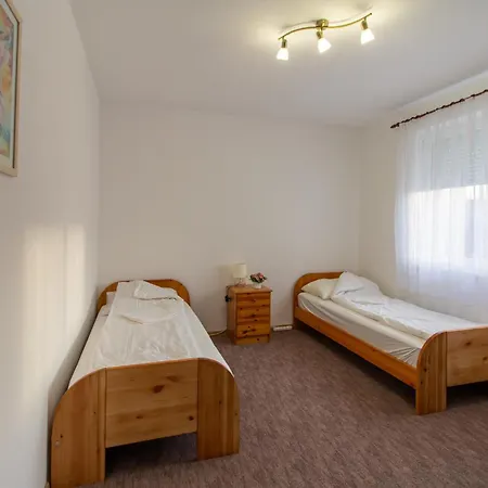 Deli Terasz C Apartman Free Parking, Self-Check-In Anytime Győr Exterior foto